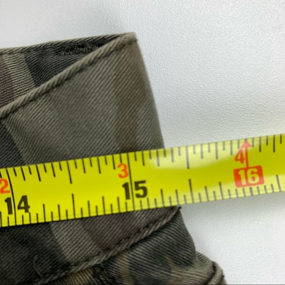 LONDON Jeans Camouflage Straight Leg size 6 - Picture 3 of 8